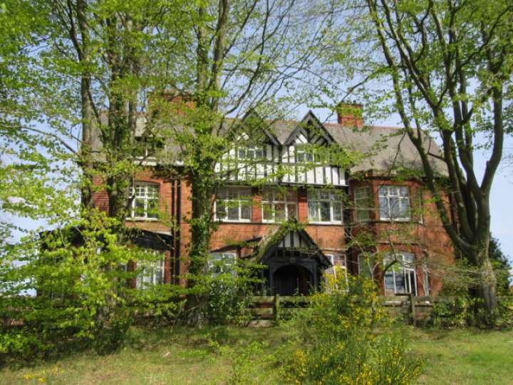 CUDDINGTON GRANGE, PARK CRESCENT, CUDDINGTON, NORTHWICH Smith and Sons